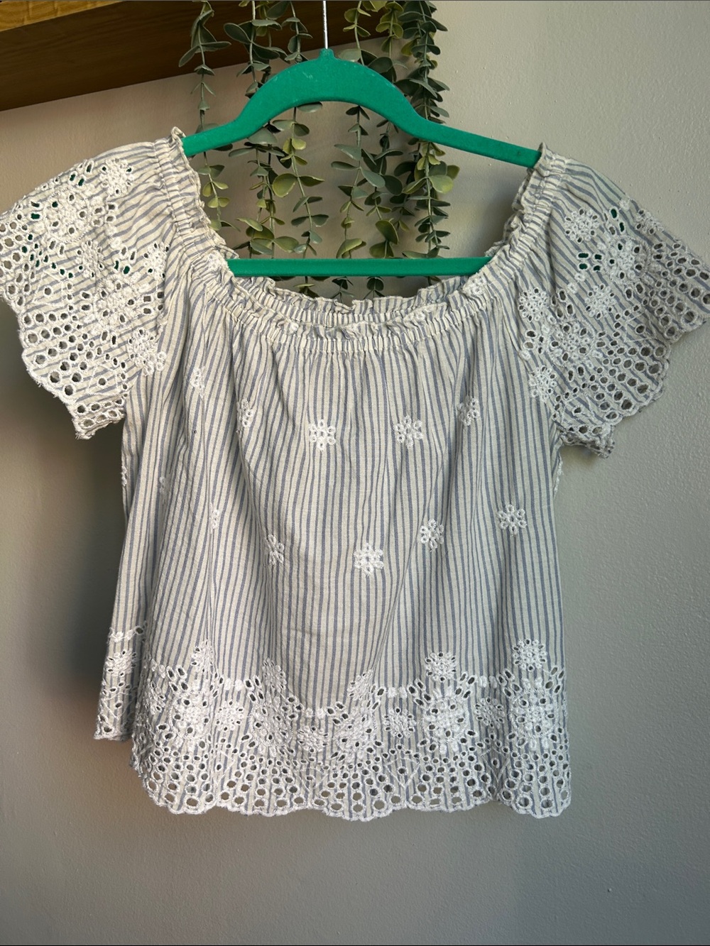 Hollister White & Light Gray Striped Eyelet Off-Shoulder Top
